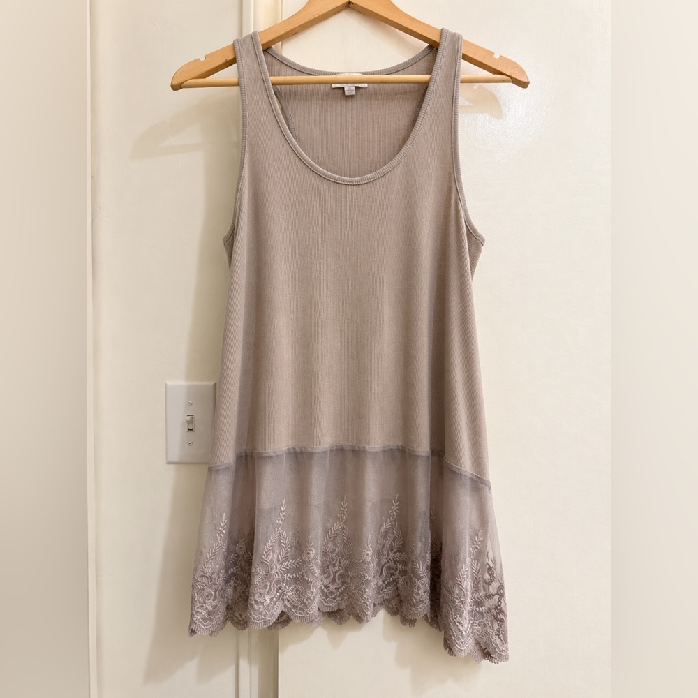 Umgee Taupe Ribbed Lace Hem Tunic Tank Top Boho Cottagecore Size M